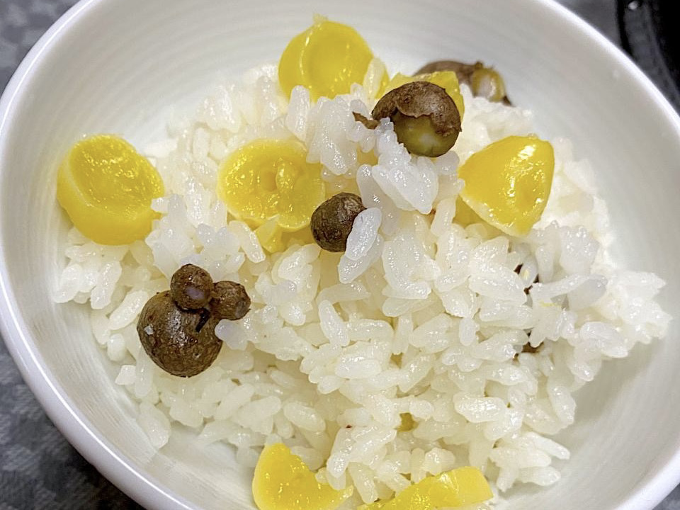 ぎんなんとむかごご飯